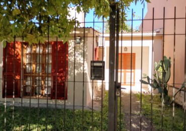 Casa amplia Dos dormitorios con pileta